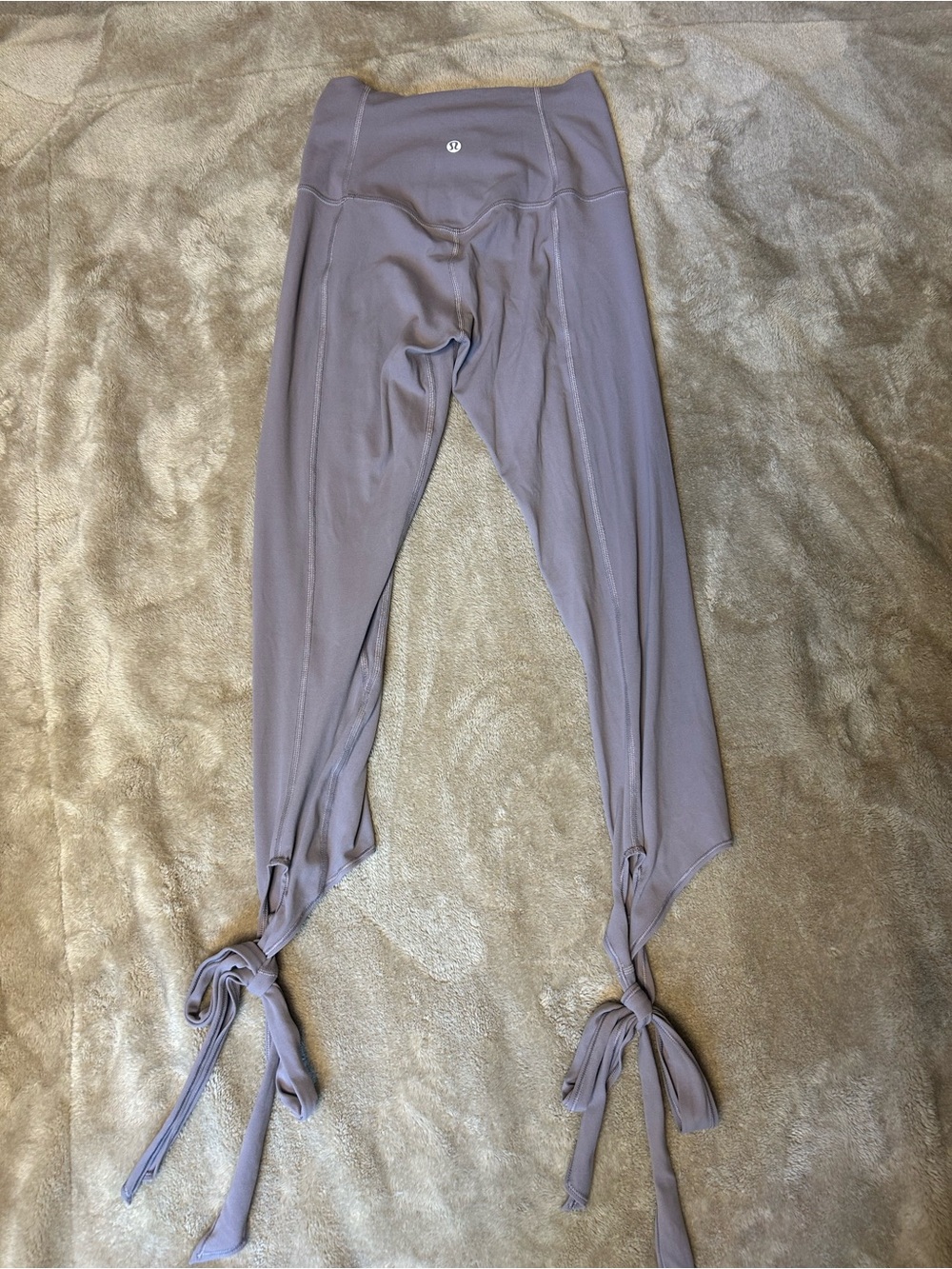lululemon athletica Woman’s Lavender Tie-Hem Leggings
